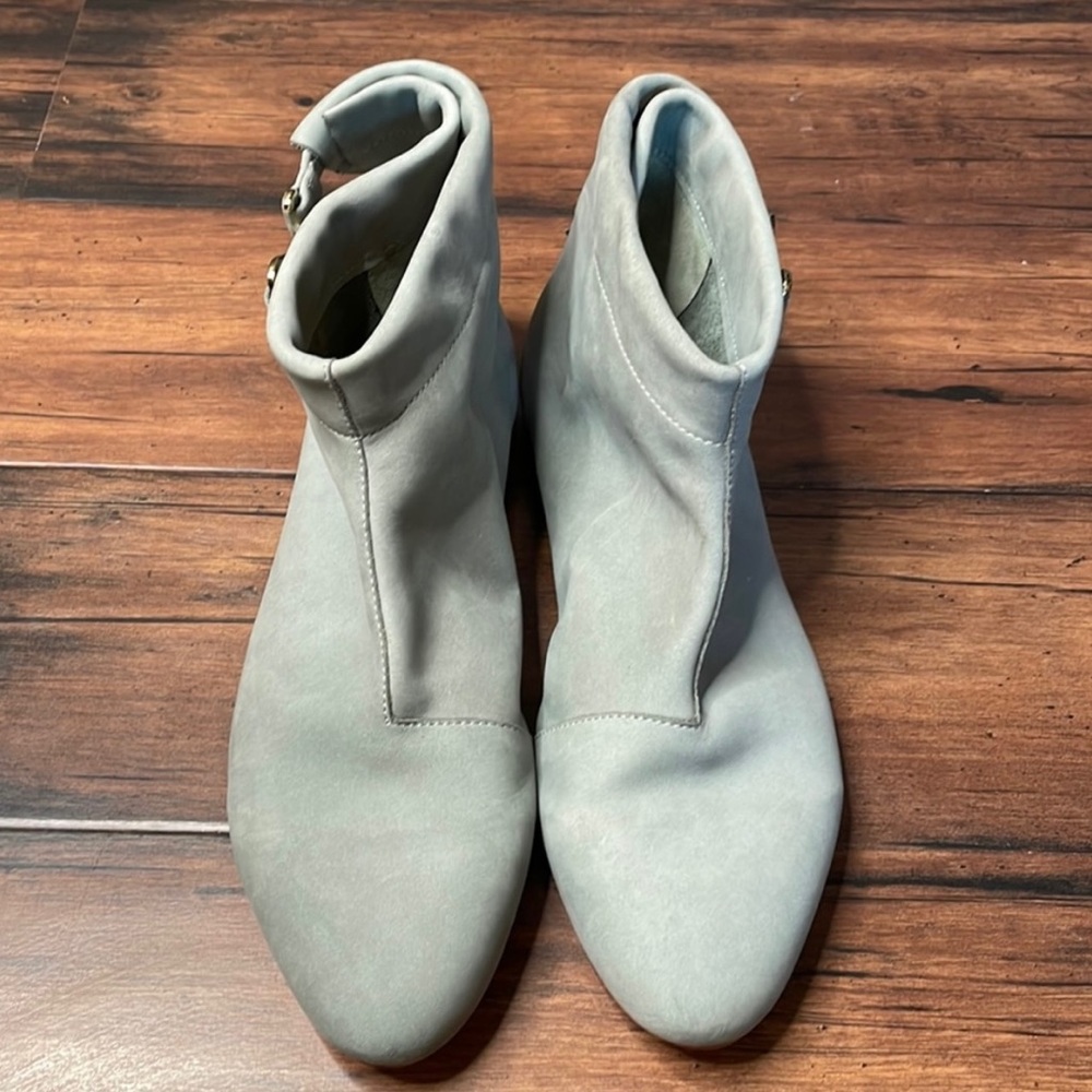 Charlotte Stone Booties